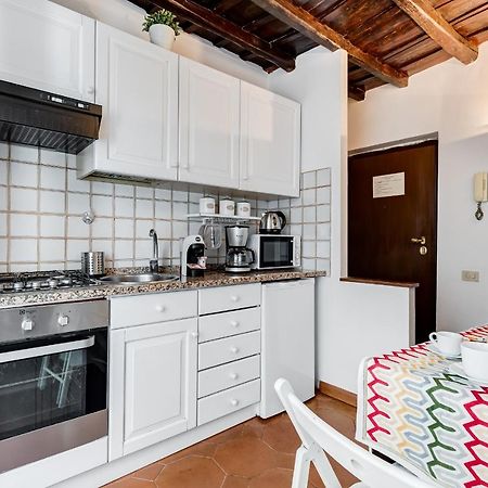 White Coronari Apartment Rome Extérieur photo